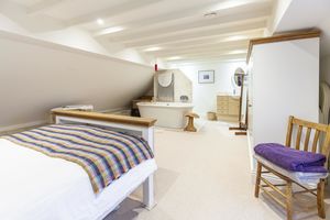 Bedroom- click for photo gallery